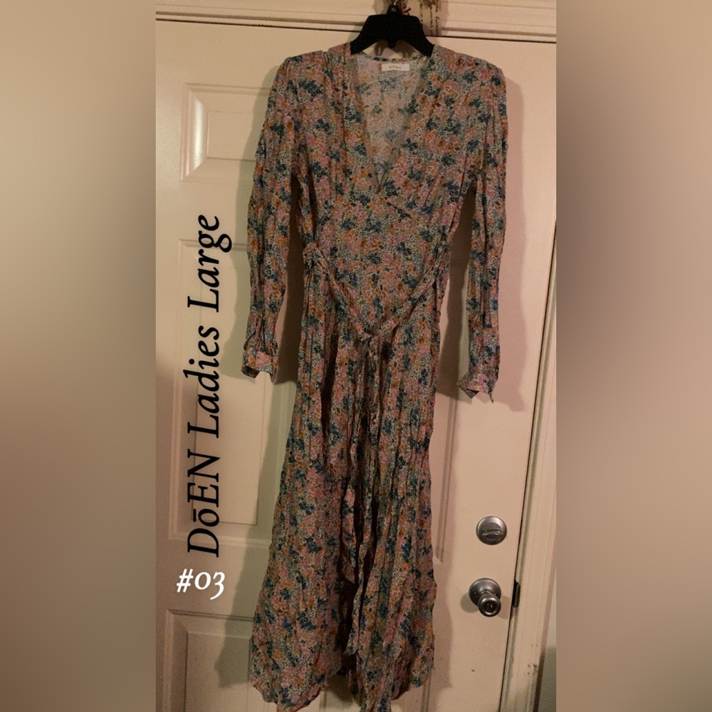 Doen Multicolor Floral Long Sleeve Dress